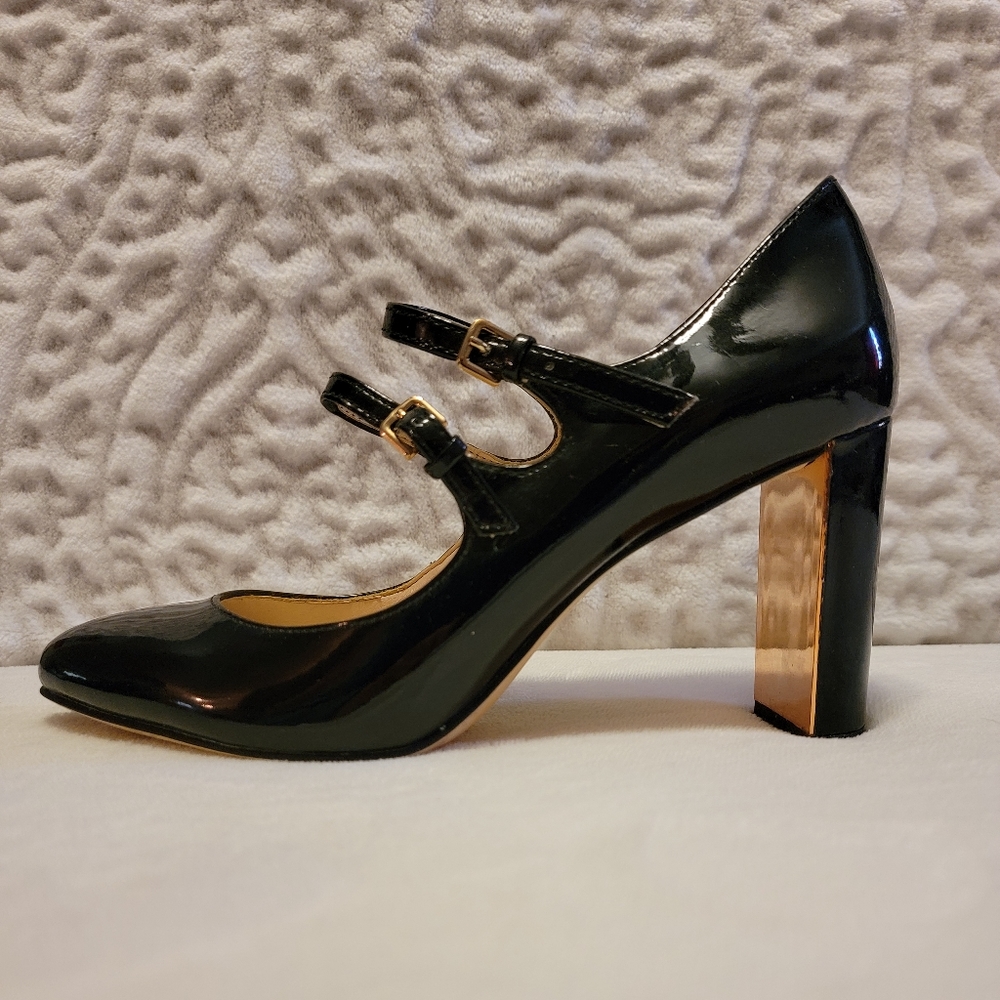 3/$20❤️‍🔥 Nine west black golden heel